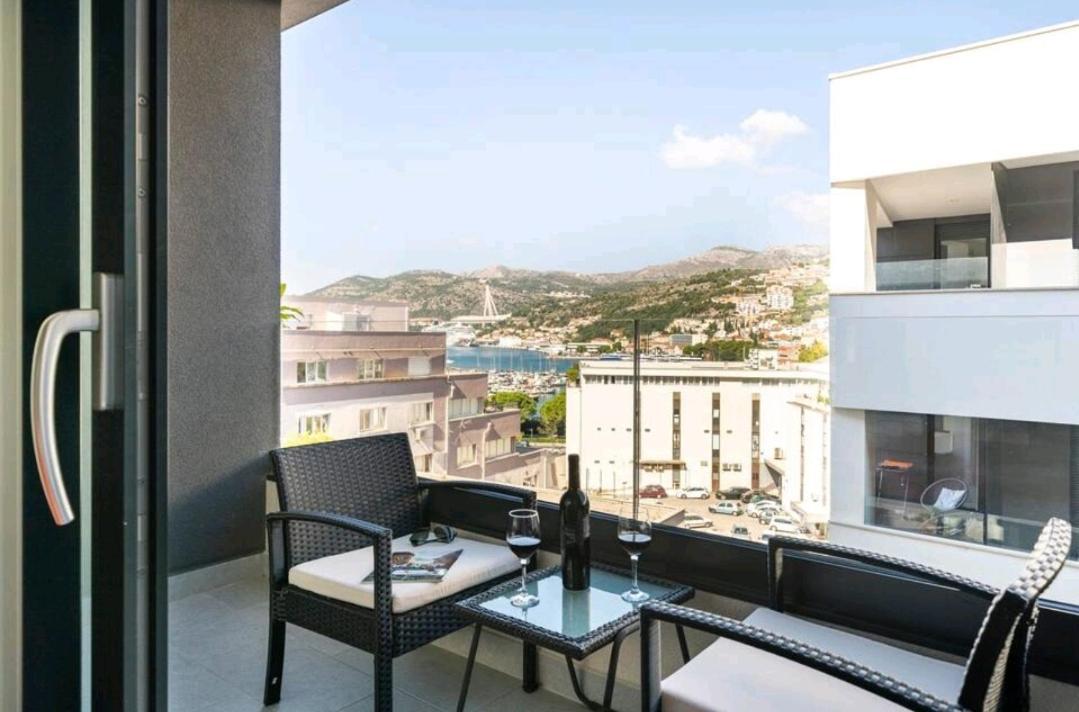 Gorgeous Dubrovnik Sea View Apartment With Free Parking Esterno foto